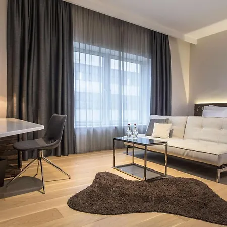 Radisson Collection Hotel, Old Mill 4*