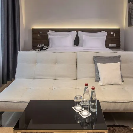 Radisson Collection Hotel, Old Mill