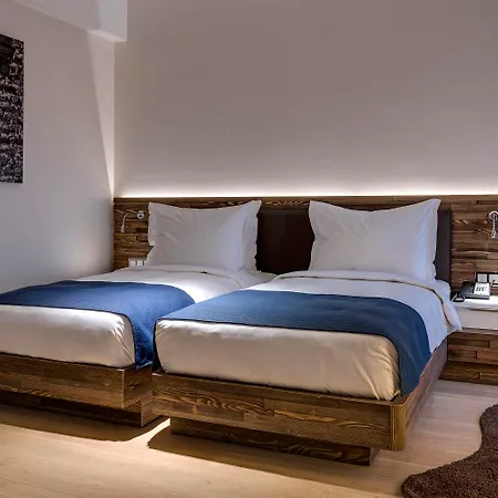 Radisson Collection Hotel, Old Mill 4*