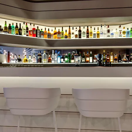 Radisson Collection Hotel, Old Mill Hotel 4*