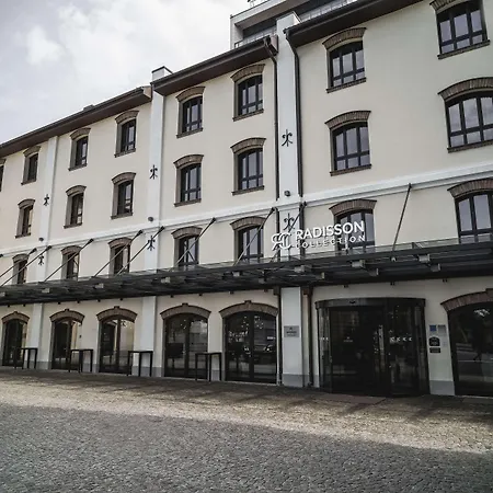 Radisson Collection Hotel, Old Mill 4* Bělehrad