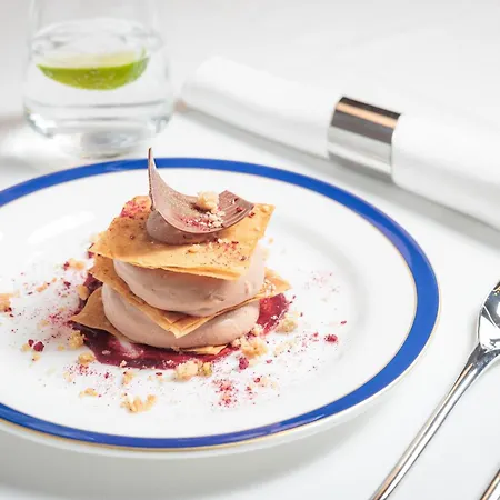 Ξενοδοχείο Radisson Collection Hotel, Old Mill