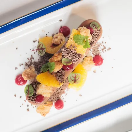 Radisson Collection Hotel, Old Mill Hotel