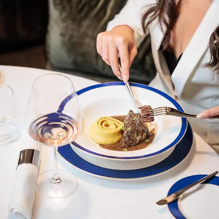 Hotel Radisson Collection Hotel, Old Mill 4*