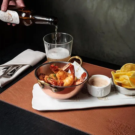 Radisson Collection Hotel, Old Mill Hotel Bělehrad