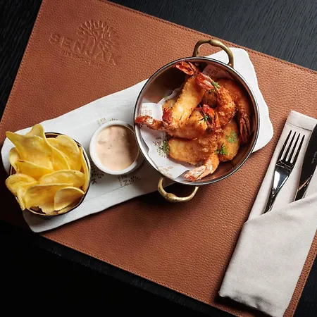 Hotel Radisson Collection Hotel, Old Mill