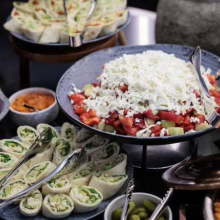 Radisson Collection Hotel, Old Mill Hotel 4*