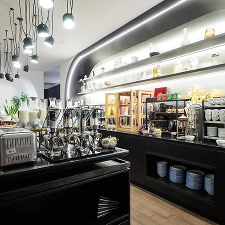 Radisson Collection Hotel, Old Mill Hotel