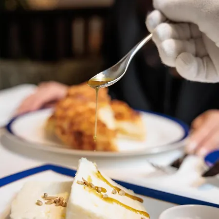 Radisson Collection Hotel, Old Mill 4*