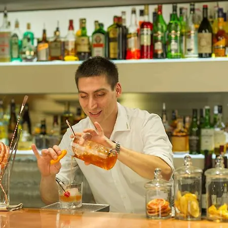 Radisson Collection Hotel, Old Mill 4*