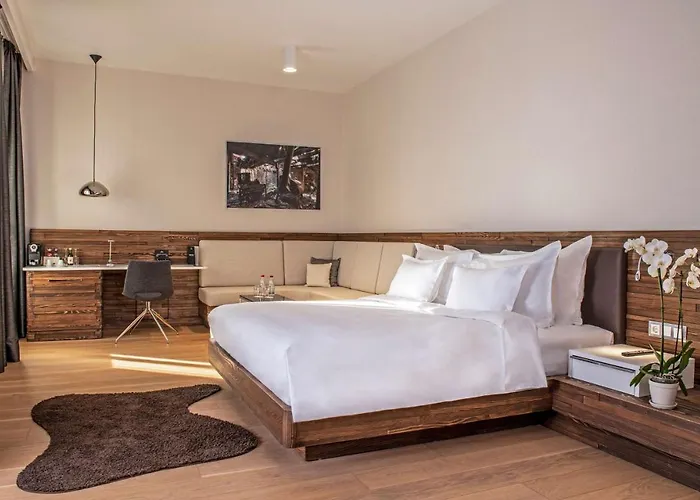 Radisson Collection Hotel, Old Mill Hotel 4*