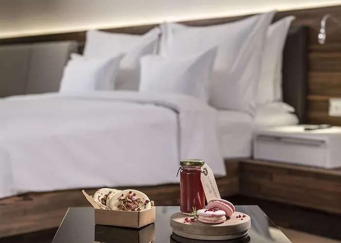 Radisson Collection Hotel, Old Mill