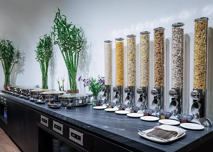 Radisson Collection Hotel, Old Mill 4*