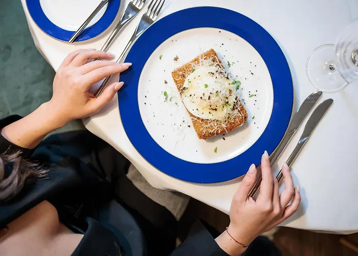 Radisson Collection Hotel, Old Mill Hotel