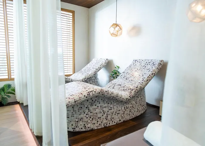 Radisson Collection Hotel, Old Mill