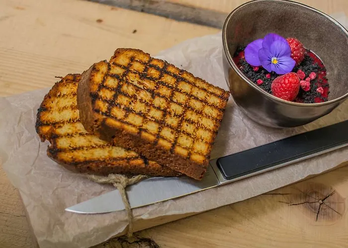 Radisson Collection Hotel, Old Mill 4*