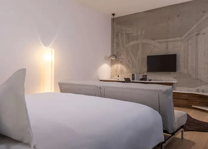 Radisson Collection Hotel, Old Mill Hotel